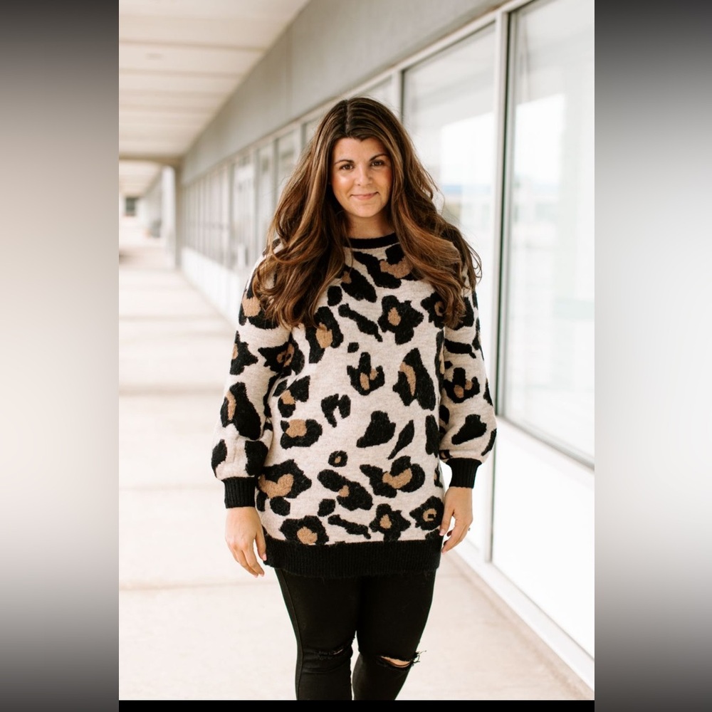 Entro Boutique Brand Tunic Sweater Dress Buttery Soft Leopard Cheetah Print LG